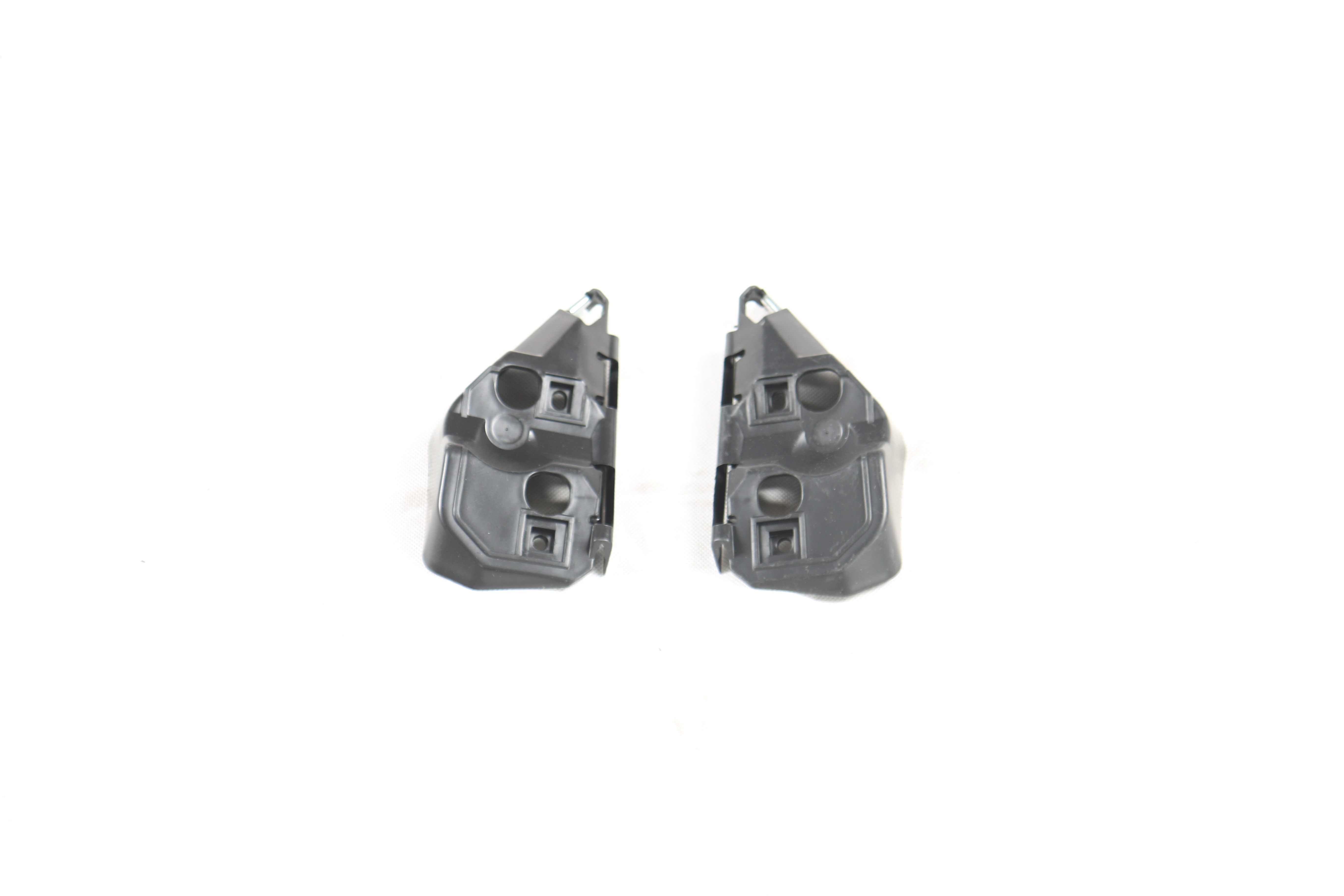 Auto Parts กันชนหน้า L/R 31265394 31265395 Fit สำหรับ Volvo S40 2005-2012