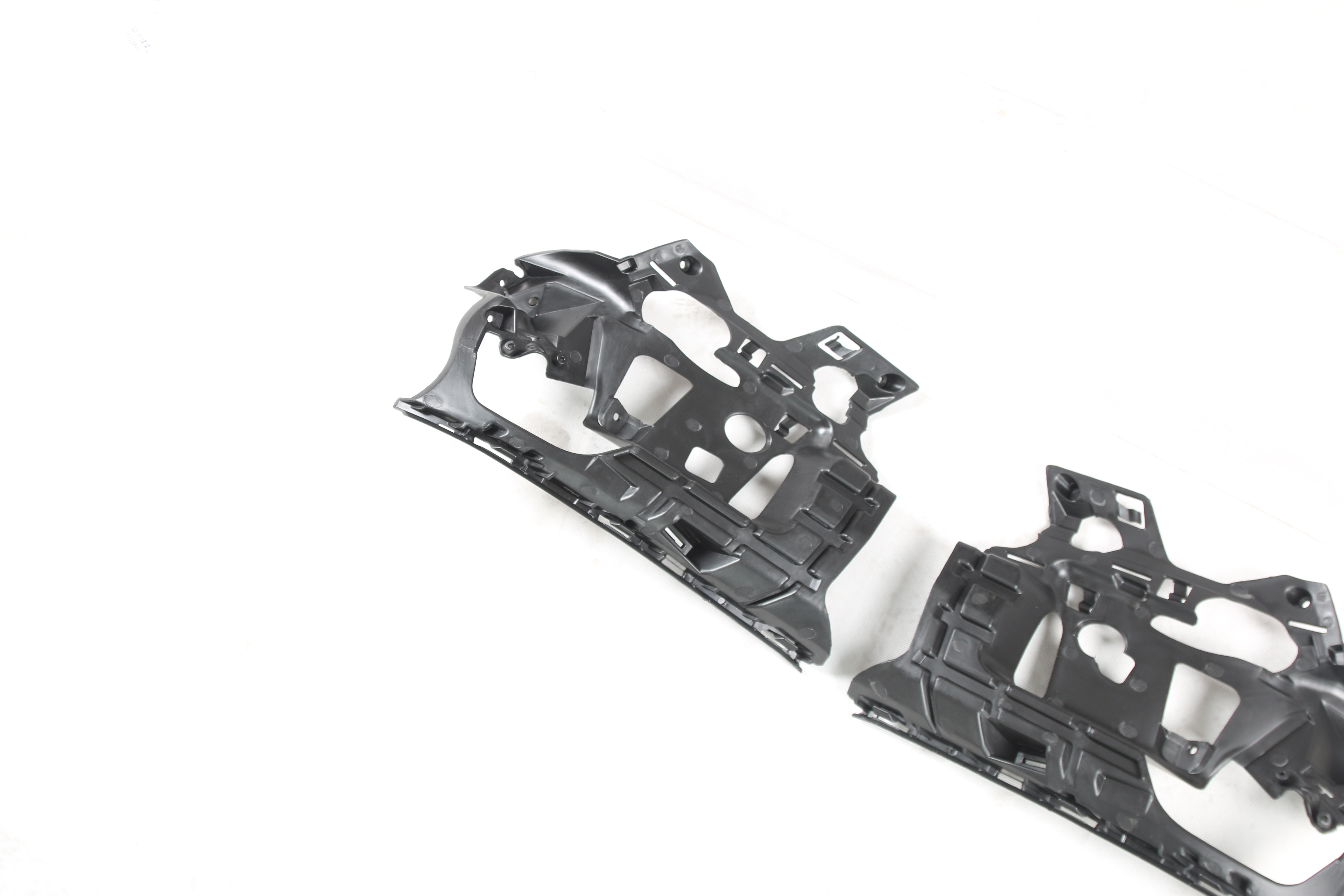 Autoteile Scheinwerferhalterung L/R 31323840 31364356 31323841 31364357 Passend f&uuml;r Volvo V60/S60 2014–2018